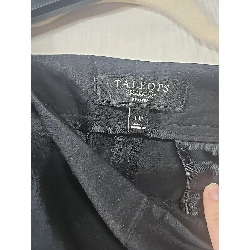 Talbots‎ Pants Women's 10P Black Straight Leg Classic Side Zip Cropped Stretch